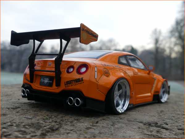 1:18 Nissan GTR35 2.0 LB Work - Orange - Echtalu-PVC-Felgen in OVP